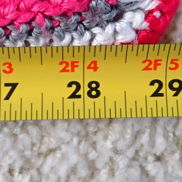 Lap Blanket Knitted Granny Core Handmade with Cell Phone Pocket Pink Red White - Picture 13 of 13